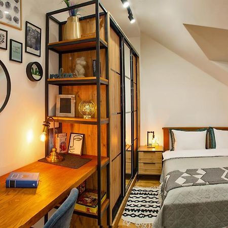 Old Town Loft Apartments カームヤネツィ・ポジーリシクィイ エクステリア 写真